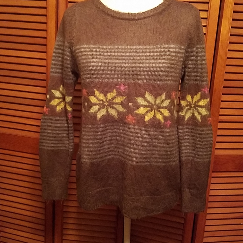 Taylor & Sage Sweater-CLOSET CLEAR OUT SALE!